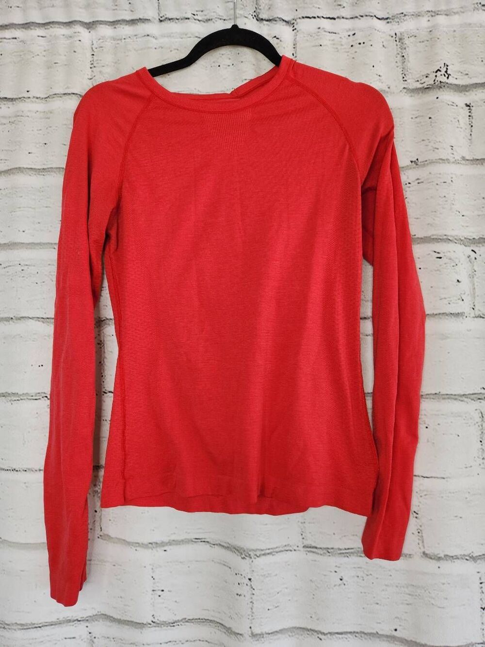 Figs Long Sleeve Salra Underscrub Red Seamless Stretch Shirt Medical Crewneck